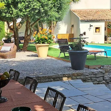 Clementine Nocleg ze śniadaniem Puisserguier